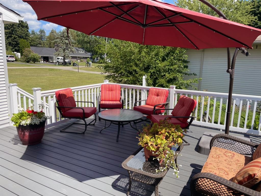 Mid-Michigan Construction - Wood Deck Builder in Flushing MI