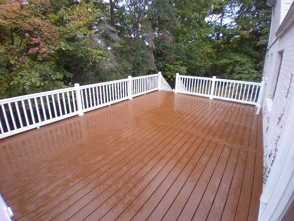 Mid-Michigan Construction - Residential deck construction in Fenton MI